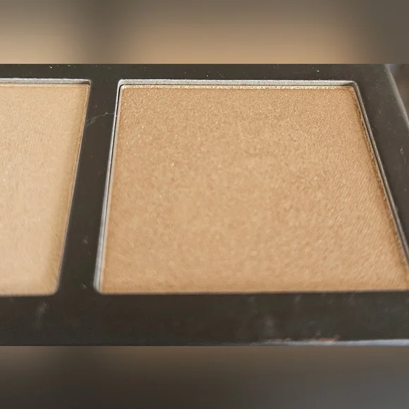 MAC HYPER REAL GLOW 3-PAN FACE & BODY PALETTE!